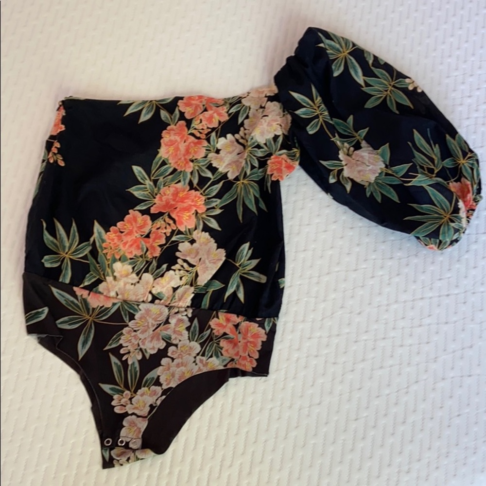 Zara one shoulder floral bodysuit